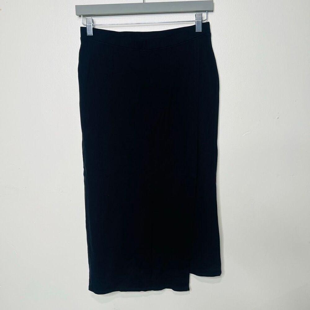 Betabrand Black Pencil Skirt over Capri Leggings Sz M